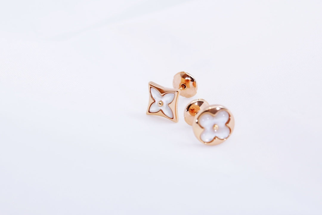 ¡®Aura Jewels¡¯STAR AND SUN PINK GOLD MOP STUD EARRINGS