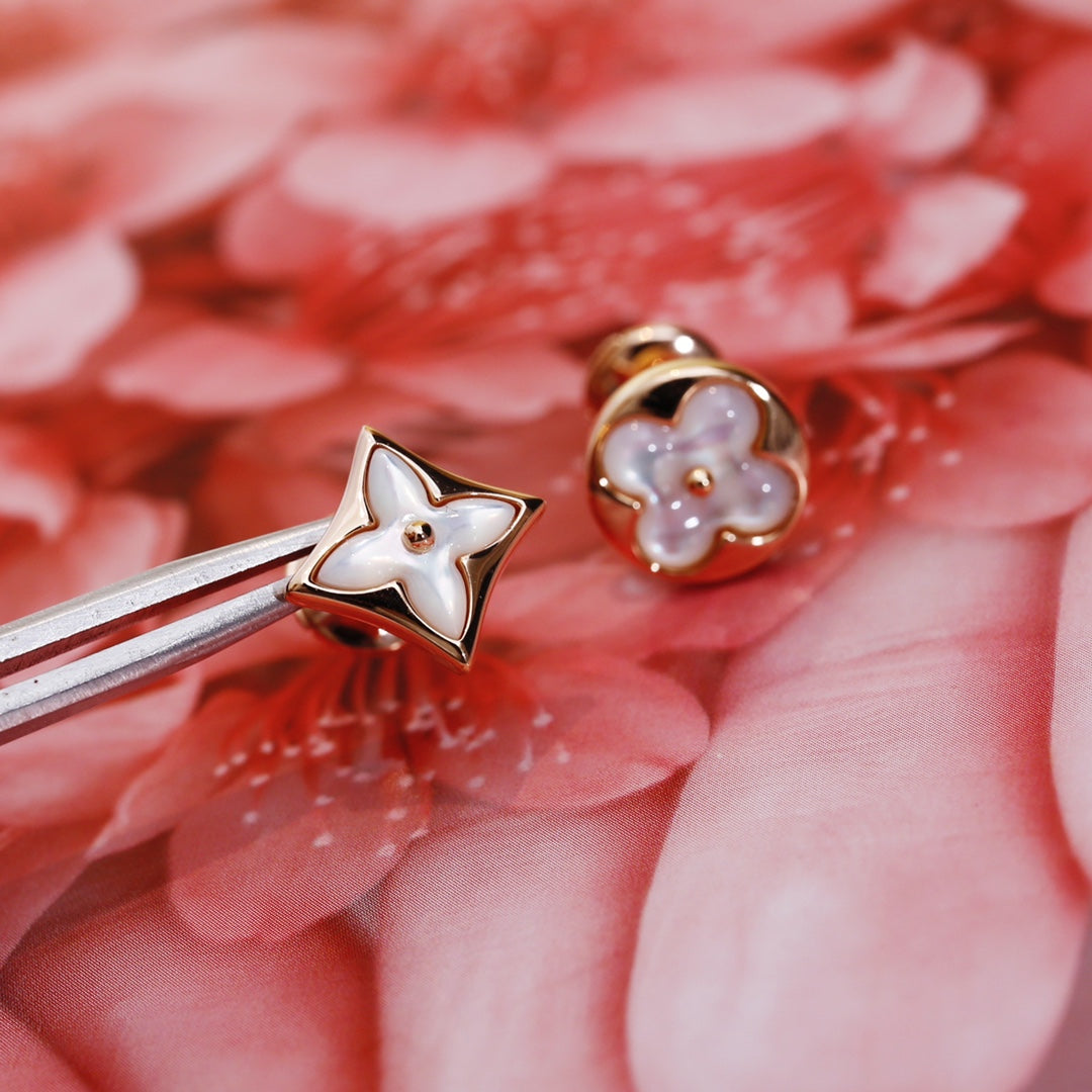 ¡®Aura Jewels¡¯STAR AND SUN PINK GOLD MOP STUD EARRINGS