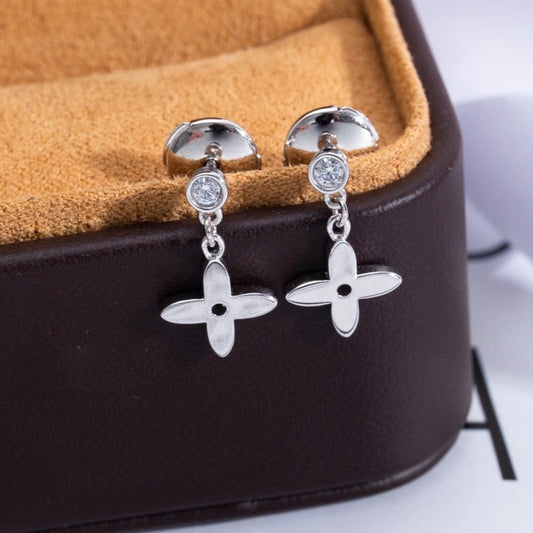 ¡®Aura Jewels¡¯VIDYLLE SILVER DIAMOND MINI DROP EARRINGS