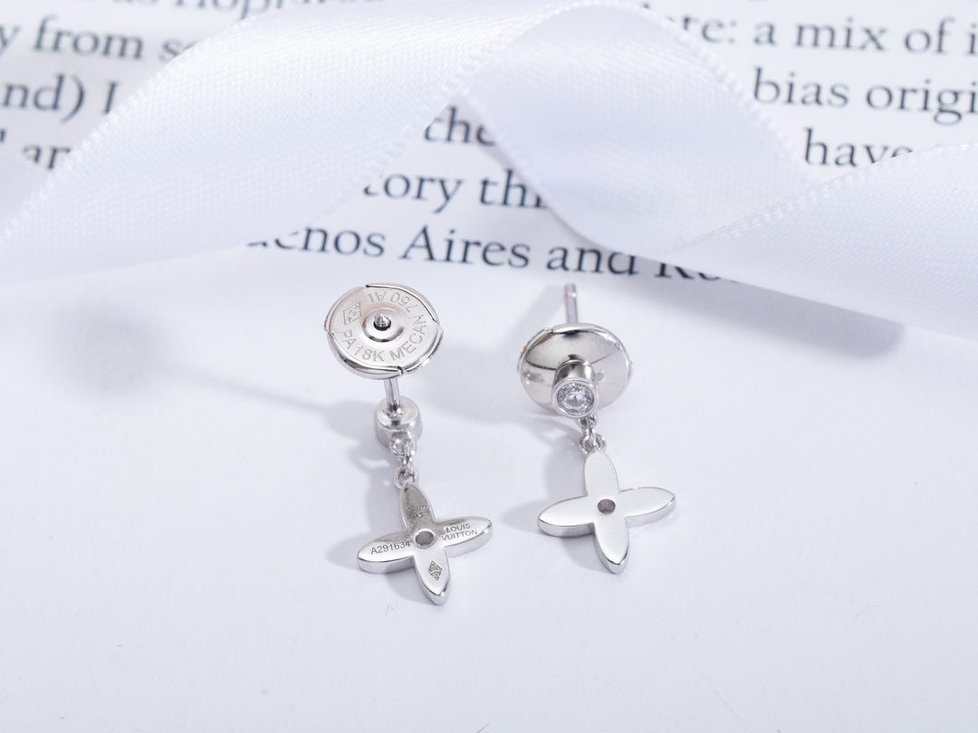 ¡®Aura Jewels¡¯VIDYLLE SILVER DIAMOND MINI DROP EARRINGS