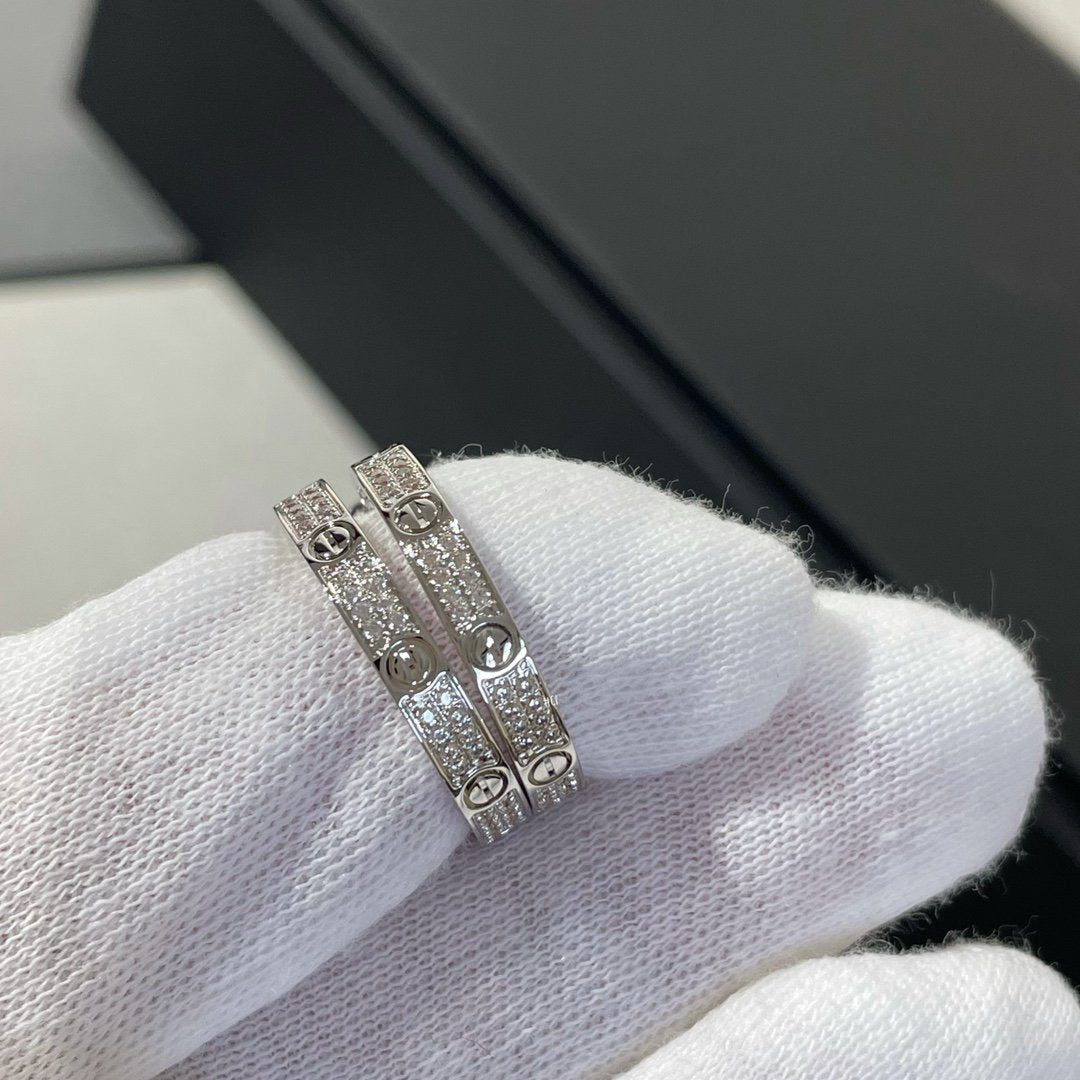¡®Aura Jewels¡¯LOVE DIAMOND SILVER HOOP EARRINGS
