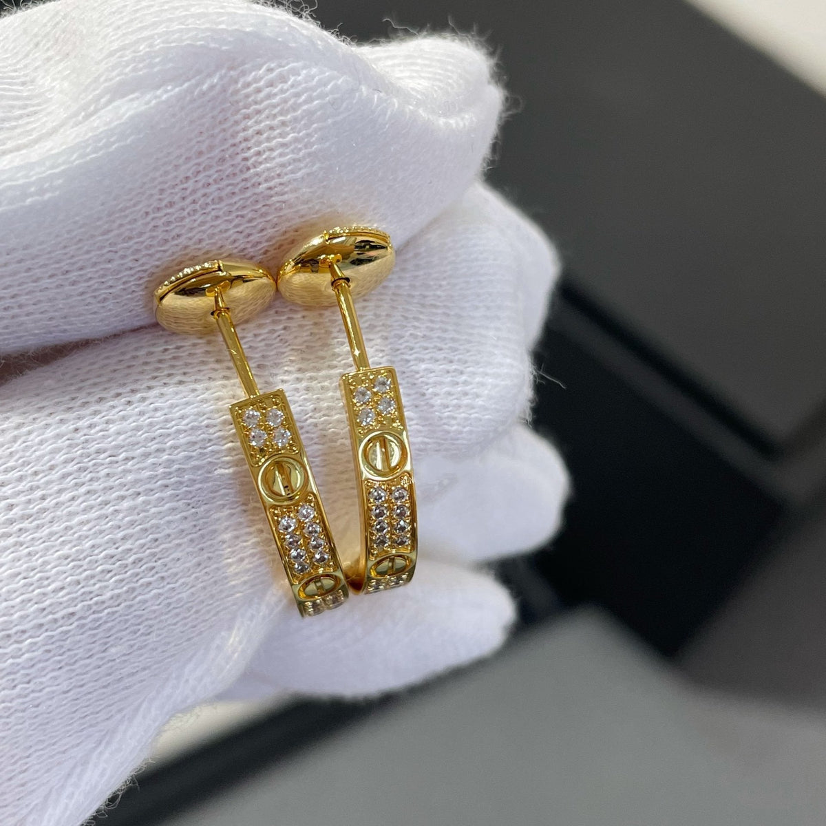 ¡®Aura Jewels¡¯LOVE DIAMOND GOLD HOOP EARRINGS
