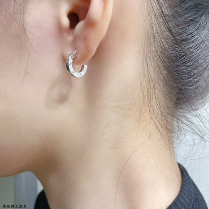 ¡®Aura Jewels¡¯LOVE MINI EARRINGS