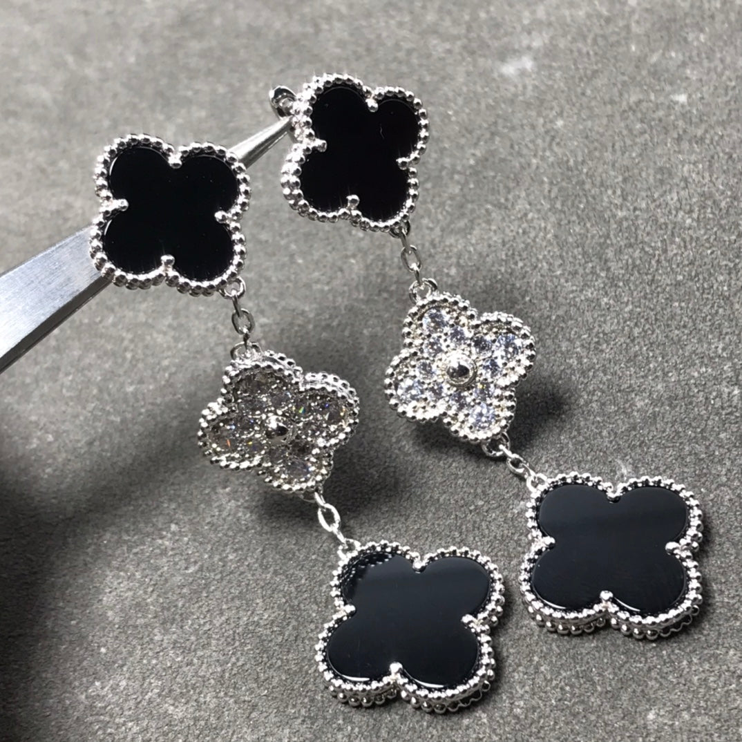 ¡®Aura Jewels¡¯CLOVER 3 MOTIF DIAMOND ONYX SILVER EARRINGS