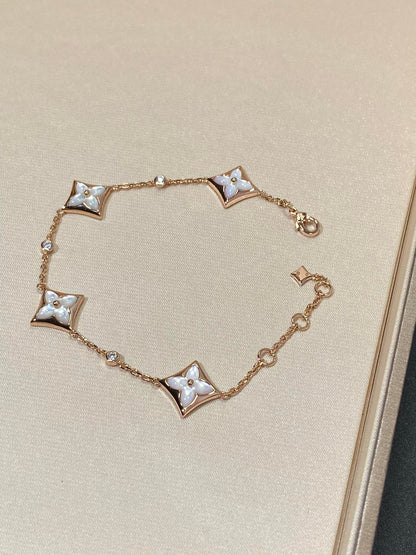 ¡®Aura Jewels¡¯STAR 4 MOTIF MOP DIAMOND PINK GOLD BRACELET