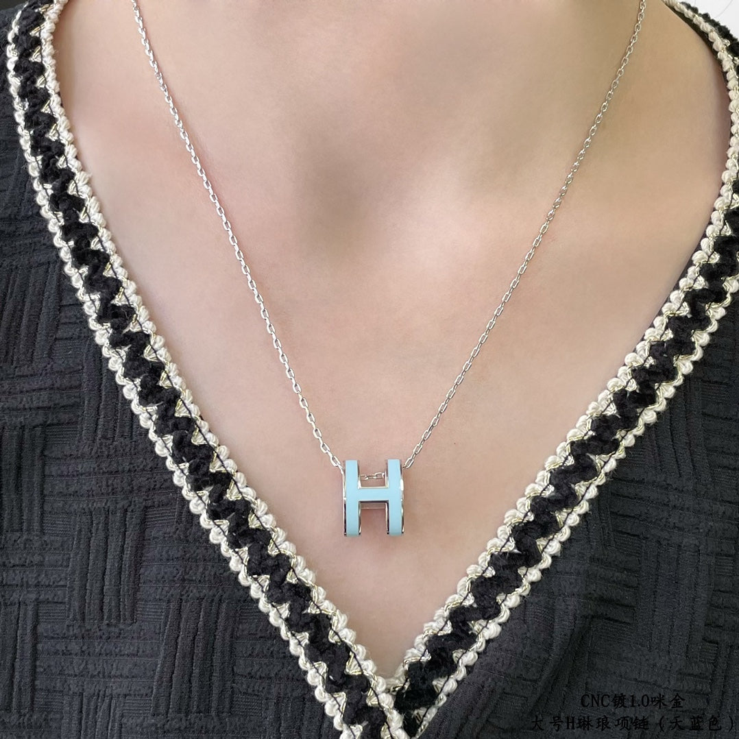 ¡®Aura Jewels¡¯POP H SKY BLUE NECKLACE