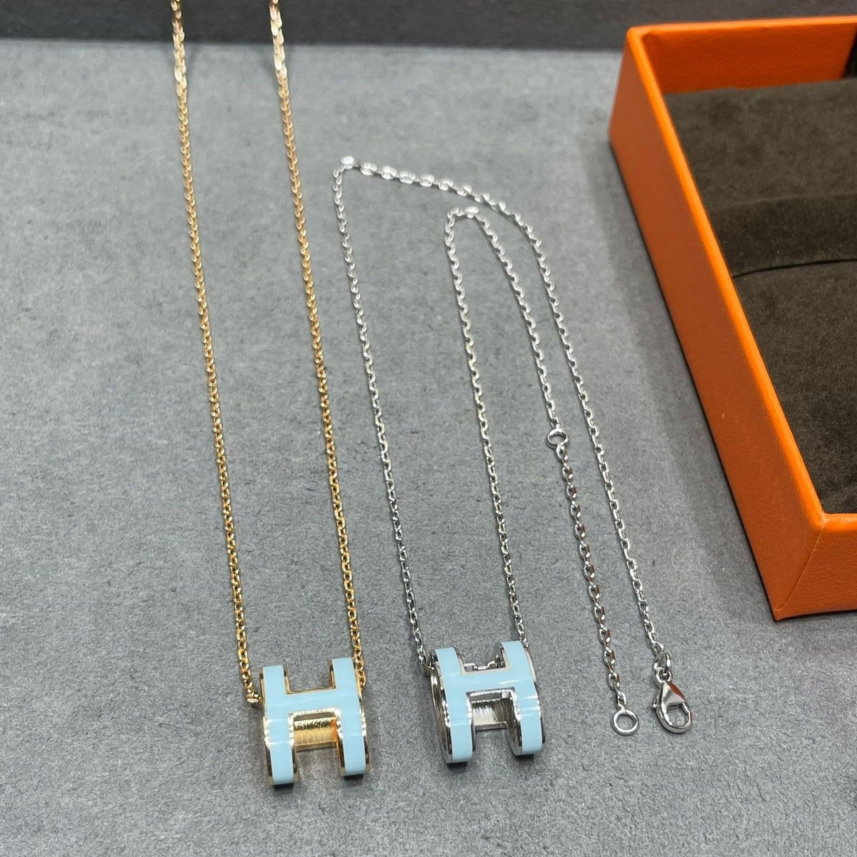 ¡®Aura Jewels¡¯POP H SKY BLUE NECKLACE