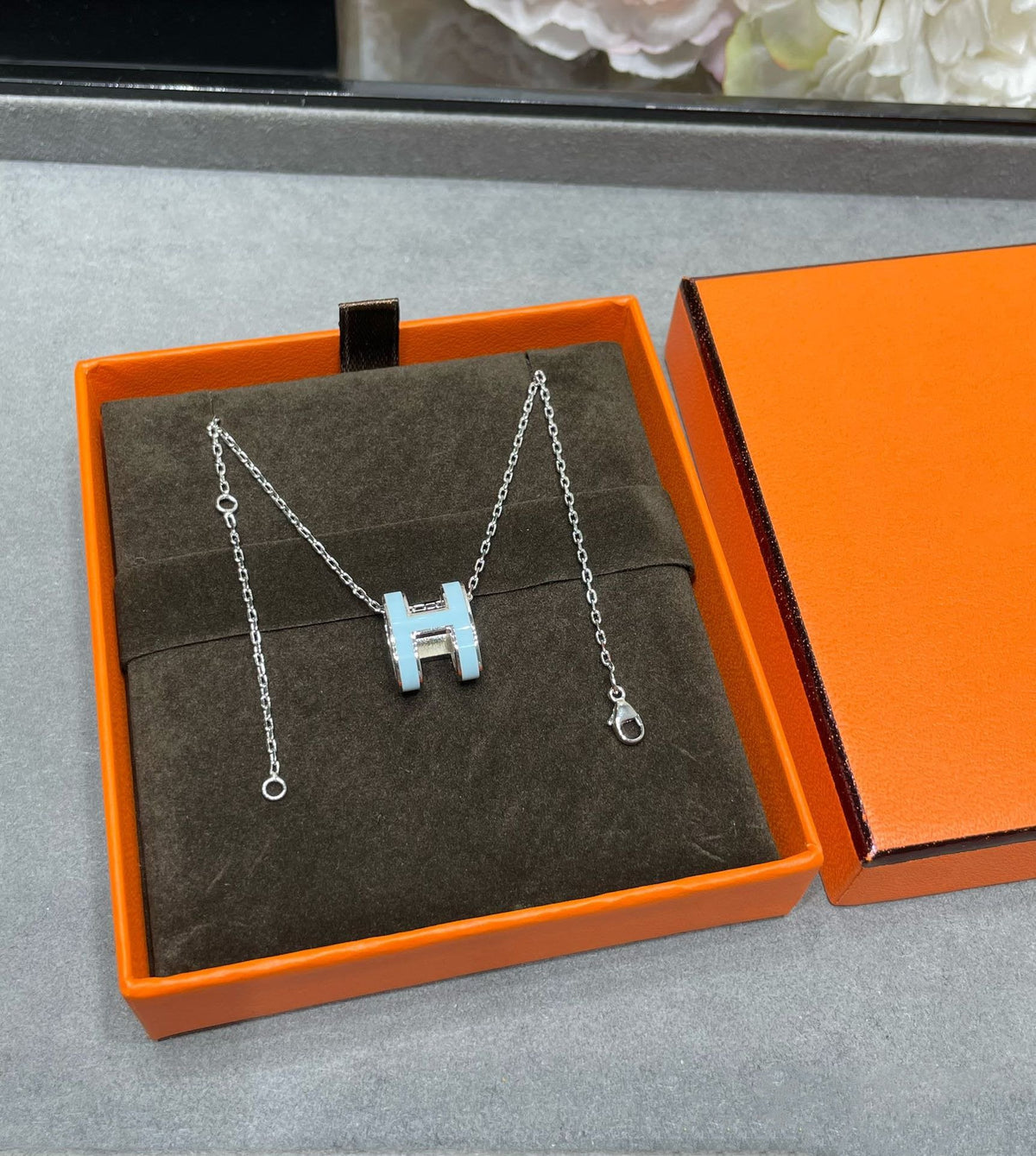 ¡®Aura Jewels¡¯POP H SKY BLUE NECKLACE