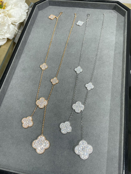 ¡®Aura Jewels¡¯CLOVER 6 MOTIF DIAMOND PAVED NECKLACE