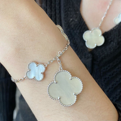 ¡®Aura Jewels¡¯CLOVER 5 MOTIF WHITE MOP SILVER BRACELET