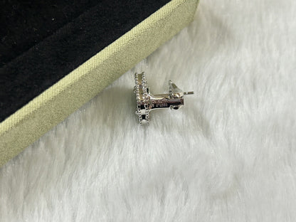 ¡®Aura Jewels¡¯CLOVER PIETERSITE MEDIUM STUD EARRINGS