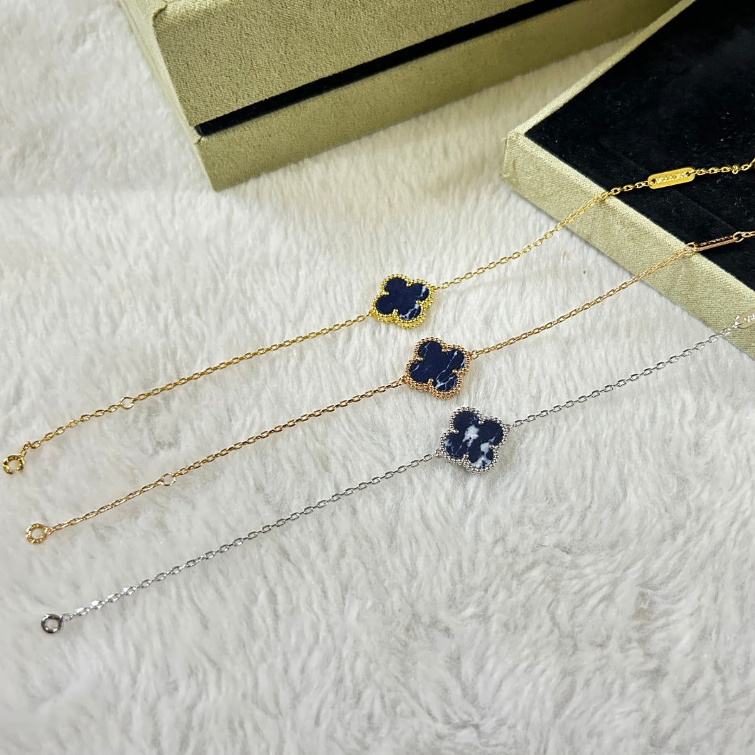 ¡®Aura Jewels¡¯CLOVER 1 MOTIF PIETERSITE BRACELET