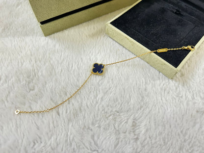 ¡®Aura Jewels¡¯CLOVER 1 MOTIF PIETERSITE BRACELET