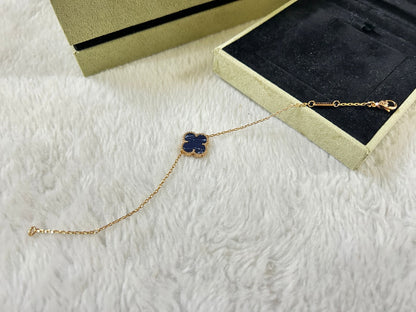 ¡®Aura Jewels¡¯CLOVER 1 MOTIF PIETERSITE BRACELET