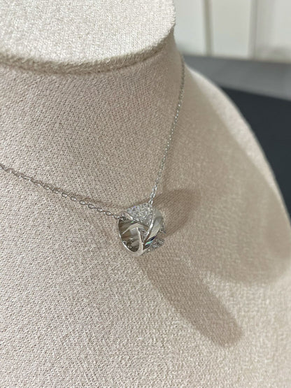 ¡®Aura Jewels¡¯LIENS EVIDENCE DIAMOND PAVED NECKLACE
