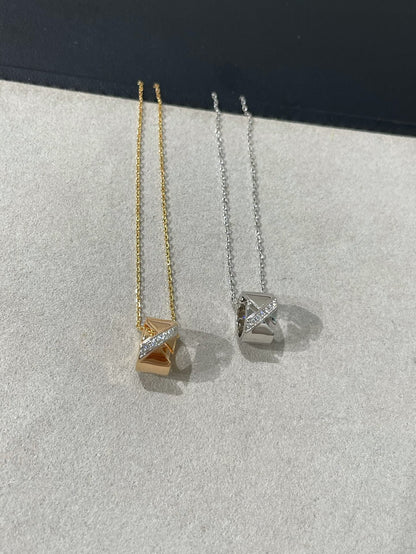¡®Aura Jewels¡¯LIENS EVIDENCE DIAMOND NECKLACE
