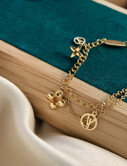 ¡®Aura Jewels¡¯BLOOMING PINK GOLD MOP BRACELET