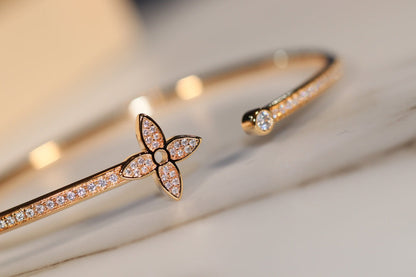 ¡®Aura Jewels¡¯IDYLLE GOLD OPEN BRACELET DIAMOND PAVED