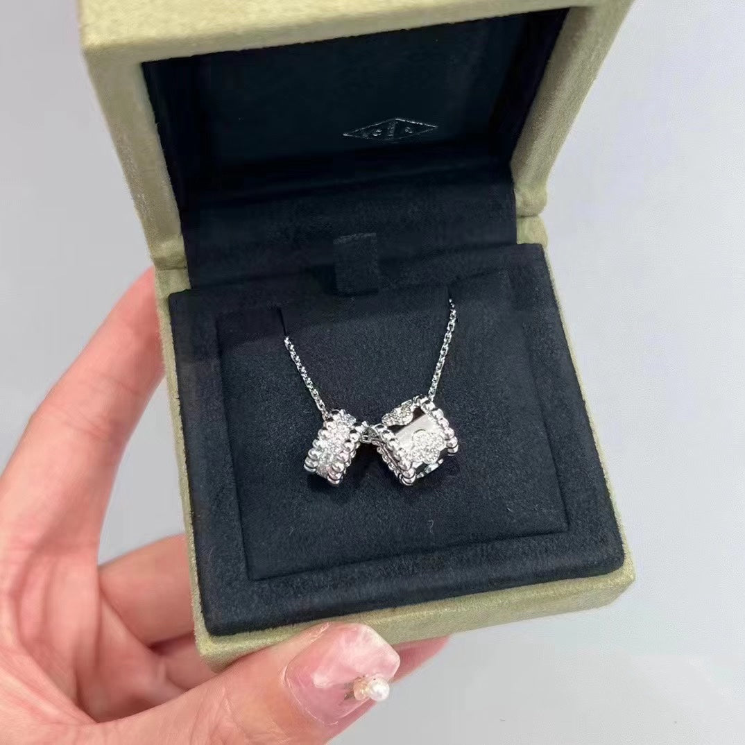 ¡®Aura Jewels¡¯PERLEE DOUBLE PENDANT SILVER DIAMOND NECKLACE
