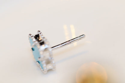 ¡®Aura Jewels¡¯CLOVER MINI TURQUOISE SILVER STUD EARRINGS