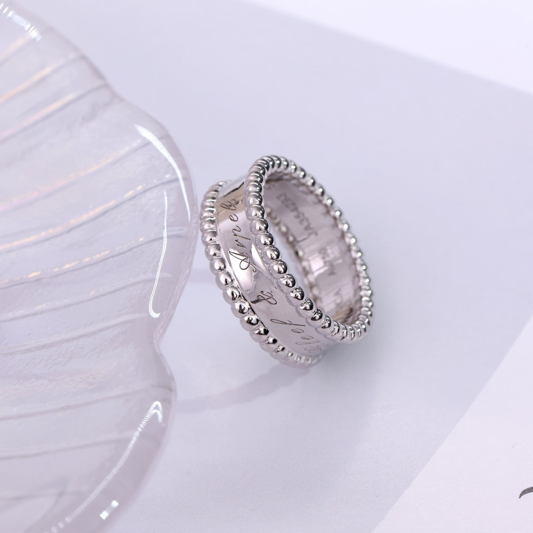 ¡®Aura Jewels¡¯PERLEE SIGNATURE RING