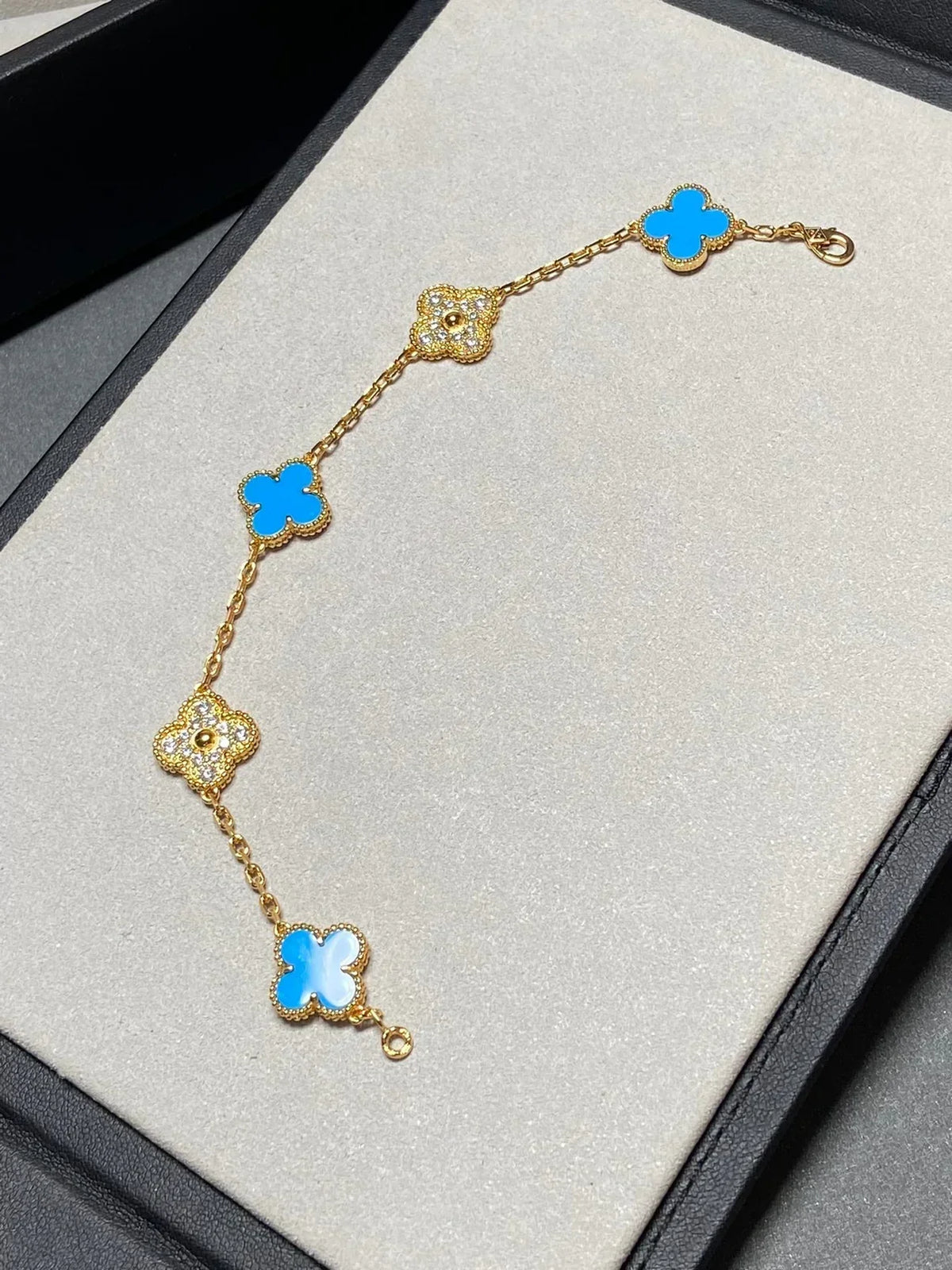 [Aura Jewels]New CLOVER 5 MOTIF BLUE AGATE BRACELET COLLECTION