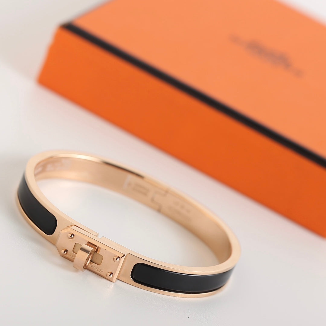¡®Aura Jewels¡¯HM KELLY BLACK BRACELET