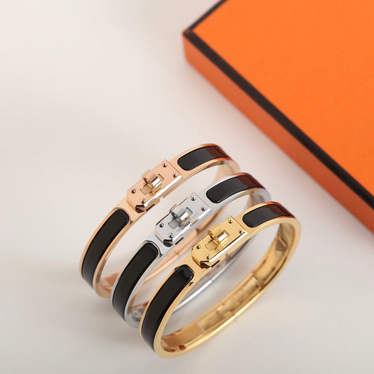 ¡®Aura Jewels¡¯HM KELLY BLACK BRACELET