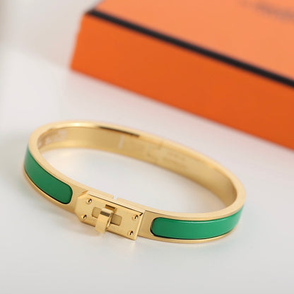 ¡®Aura Jewels¡¯HM KELLY GREEN BRACELET