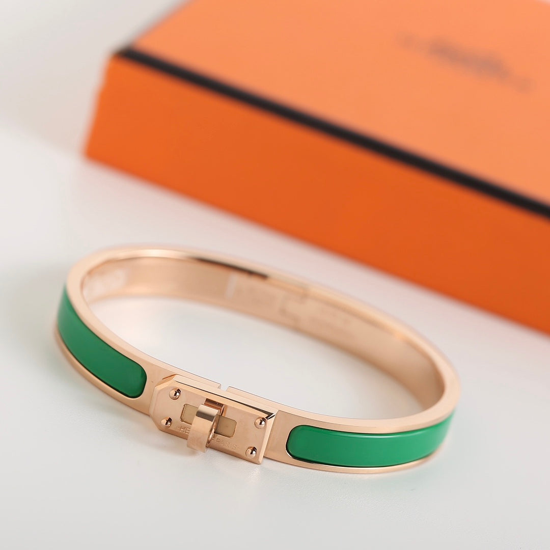 ¡®Aura Jewels¡¯HM KELLY GREEN BRACELET