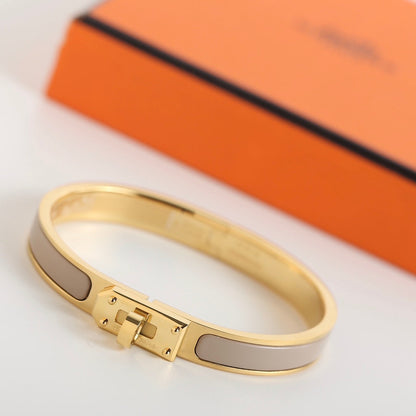 ¡®Aura Jewels¡¯HM KELLY GREY BRACELET