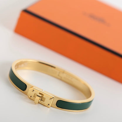 ¡®Aura Jewels¡¯HM KELLY KHAKI BRACELET