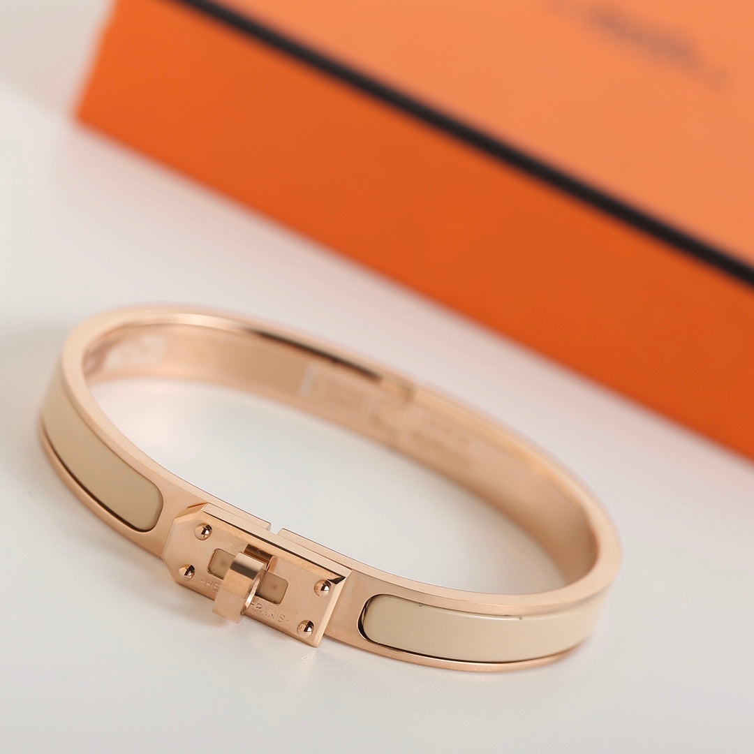 ¡®Aura Jewels¡¯HM KELLY BEIGE BRACELET
