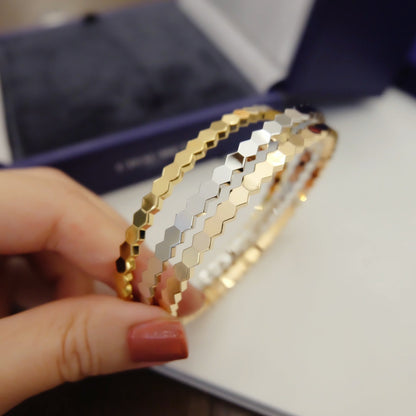 ¡®Aura Jewels¡¯BEE LOVE BRACELET