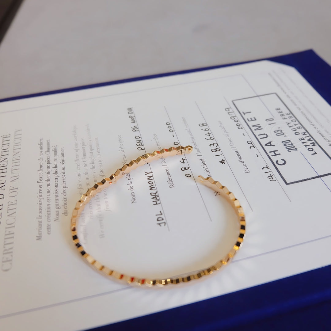 ¡®Aura Jewels¡¯BEE LOVE BRACELET
