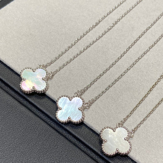 ¡®Aura Jewels¡¯CLOVER MEDIUM SILVER WHITE MOP NECKLACE