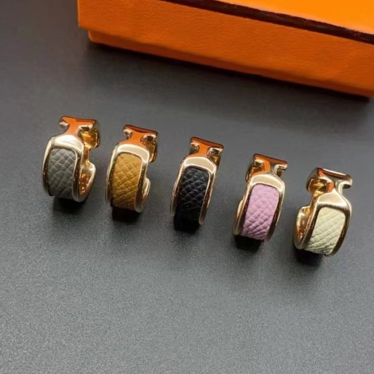¡®Aura Jewels¡¯OLYMPE PINK GOLD RING