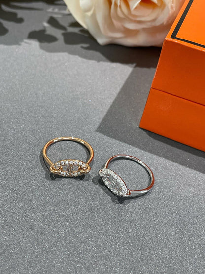 ¡®Aura Jewels¡¯RONDE SMALL DIAMOND RING