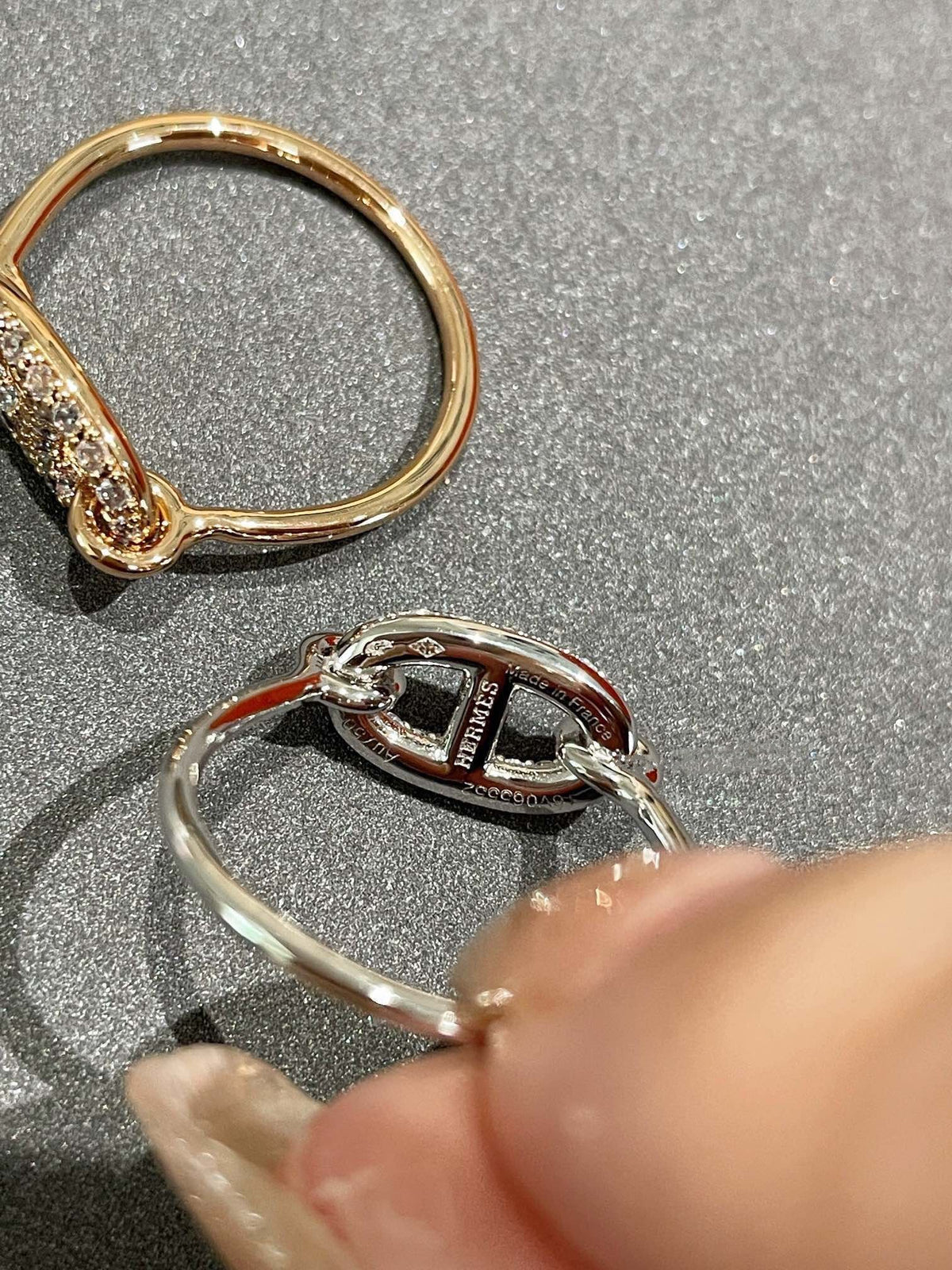 ¡®Aura Jewels¡¯RONDE SMALL DIAMOND RING