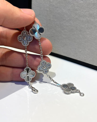 [Aura Jewels]New  CLOVER 5 MOTIF LASER BRACELET COLLECTION
