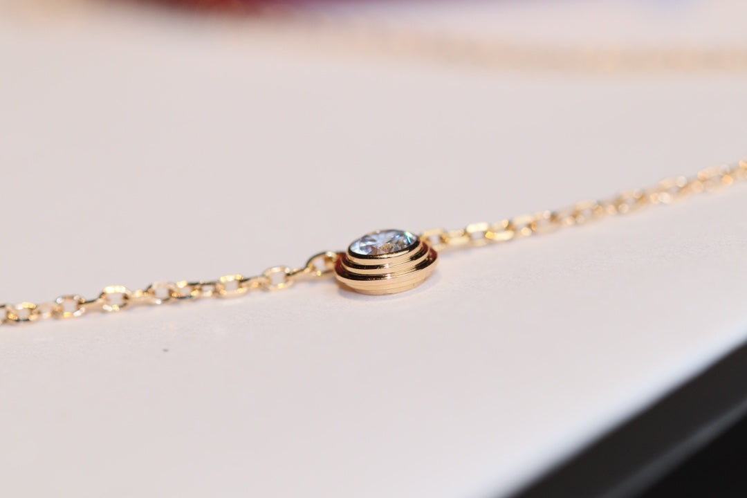 ¡®Aura Jewels¡¯DAMOUR DIAMOND NECKLACE