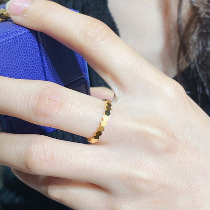 ¡®Aura Jewels¡¯BEE LOVE SMALL RING