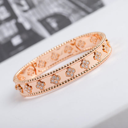 ¡®Aura Jewels¡¯CLOVER BRACELET 8MM DIAMONDS