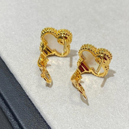 [Aura Jewels] CLOVER LARGE (20mm) 1 MOTIFS WHITE MOP STUD EARRINGS