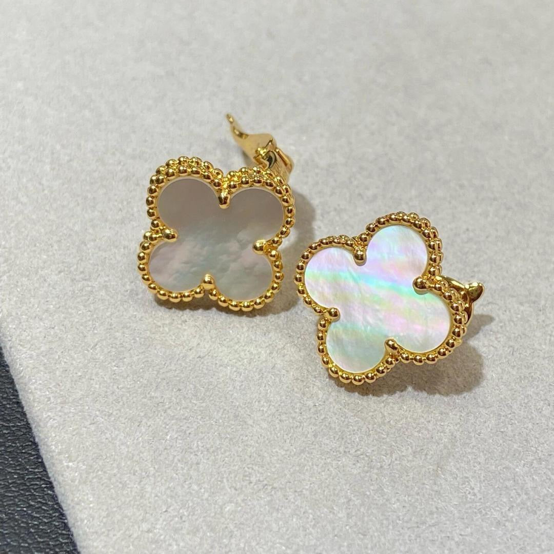 [Aura Jewels] CLOVER LARGE (20mm) 1 MOTIFS WHITE MOP STUD EARRINGS