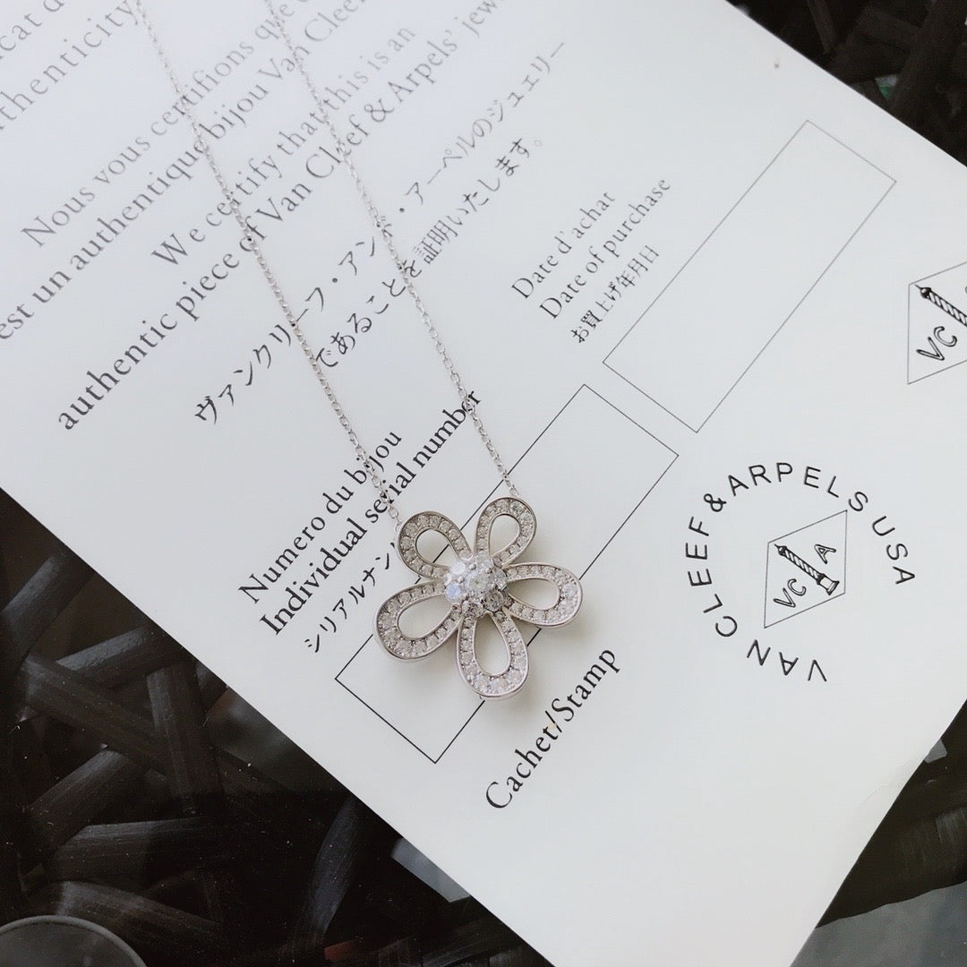 [Aura Jewels] Full diamond sunflower flower necklace