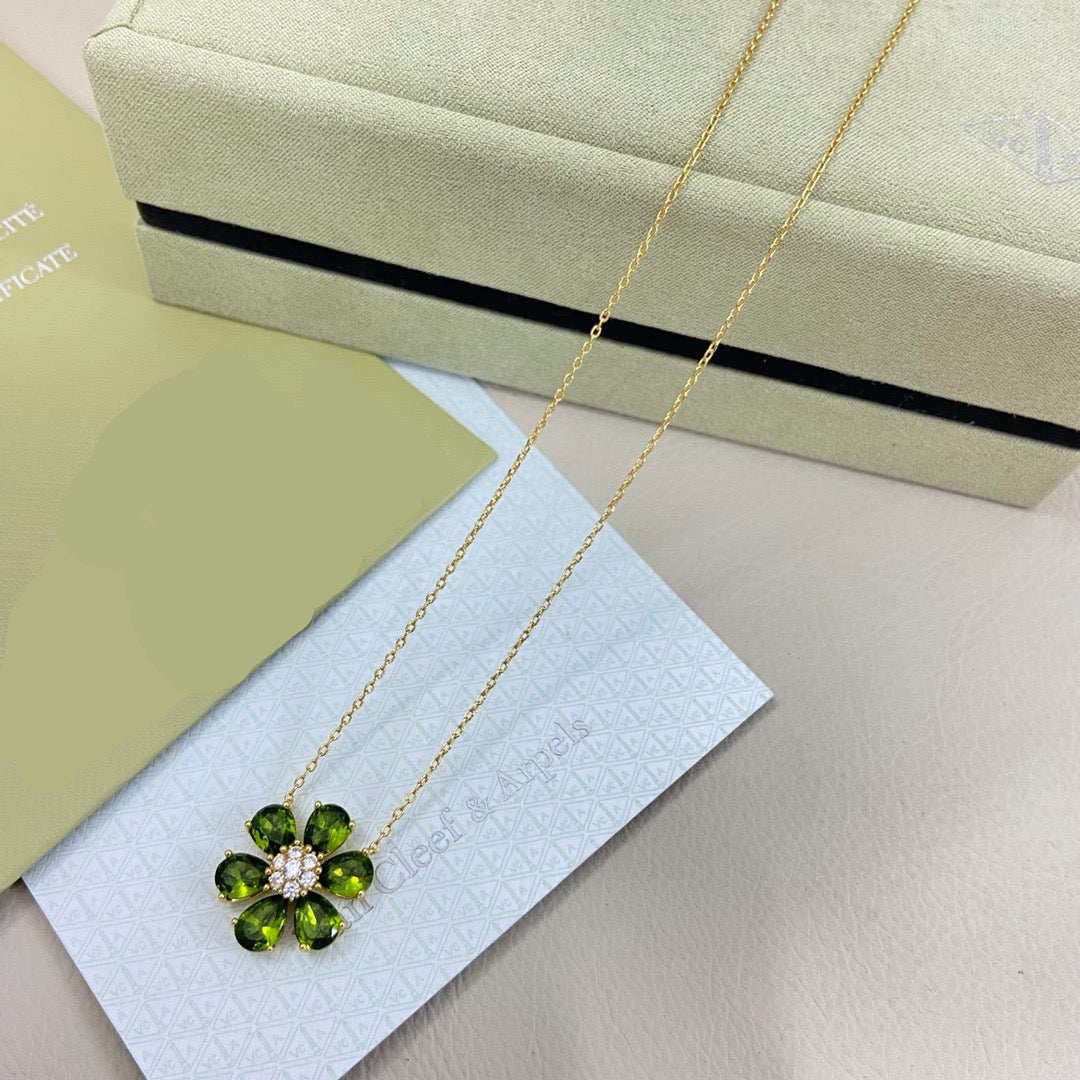 [Aura Jewels] flower necklace