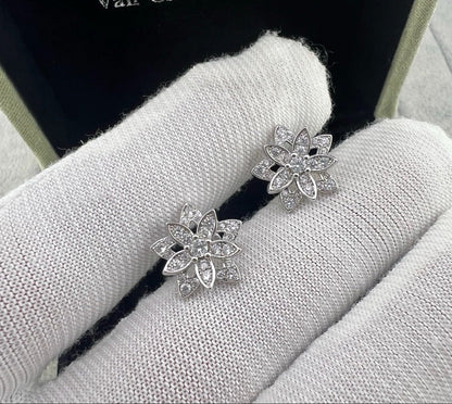 [Aura Jewels] Full Diamond Hollow Lotus Necklace Set