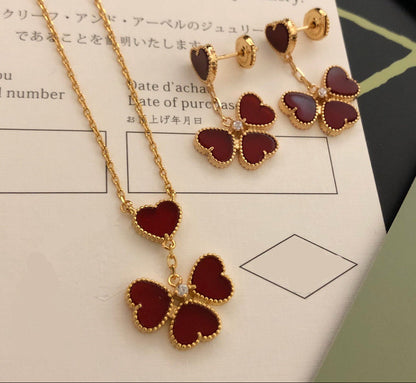 [Aura Jewels] Gold-tone Red Heart Pendant