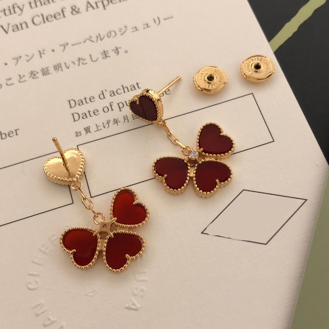 [Aura Jewels] Gold-tone Red Heart Pendant